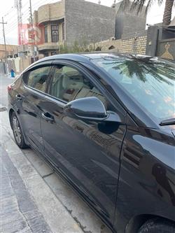 هیۆندای ئەلەنترا